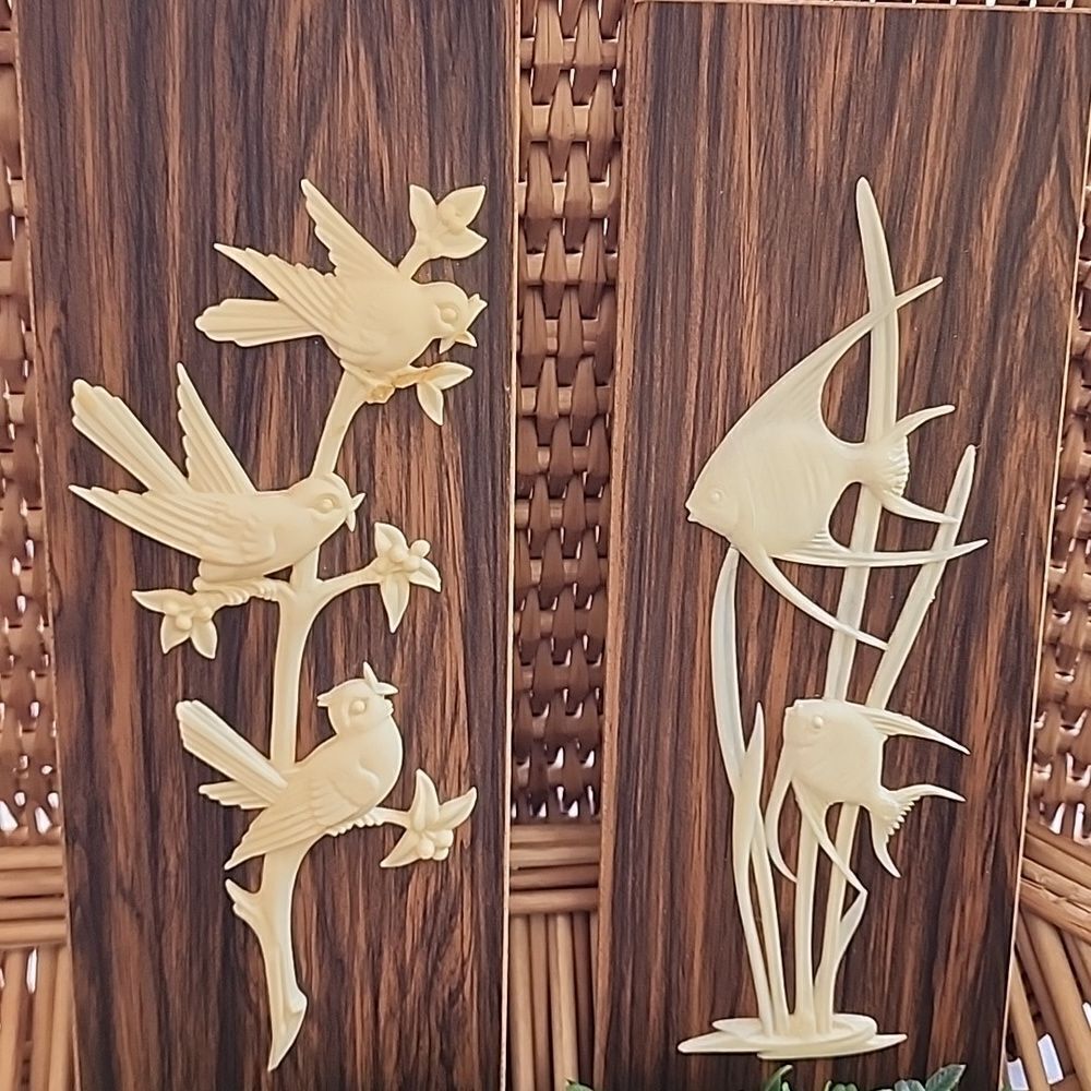 Vtg Plaques Trio Of Celluloid & Wood Panel Wall Art